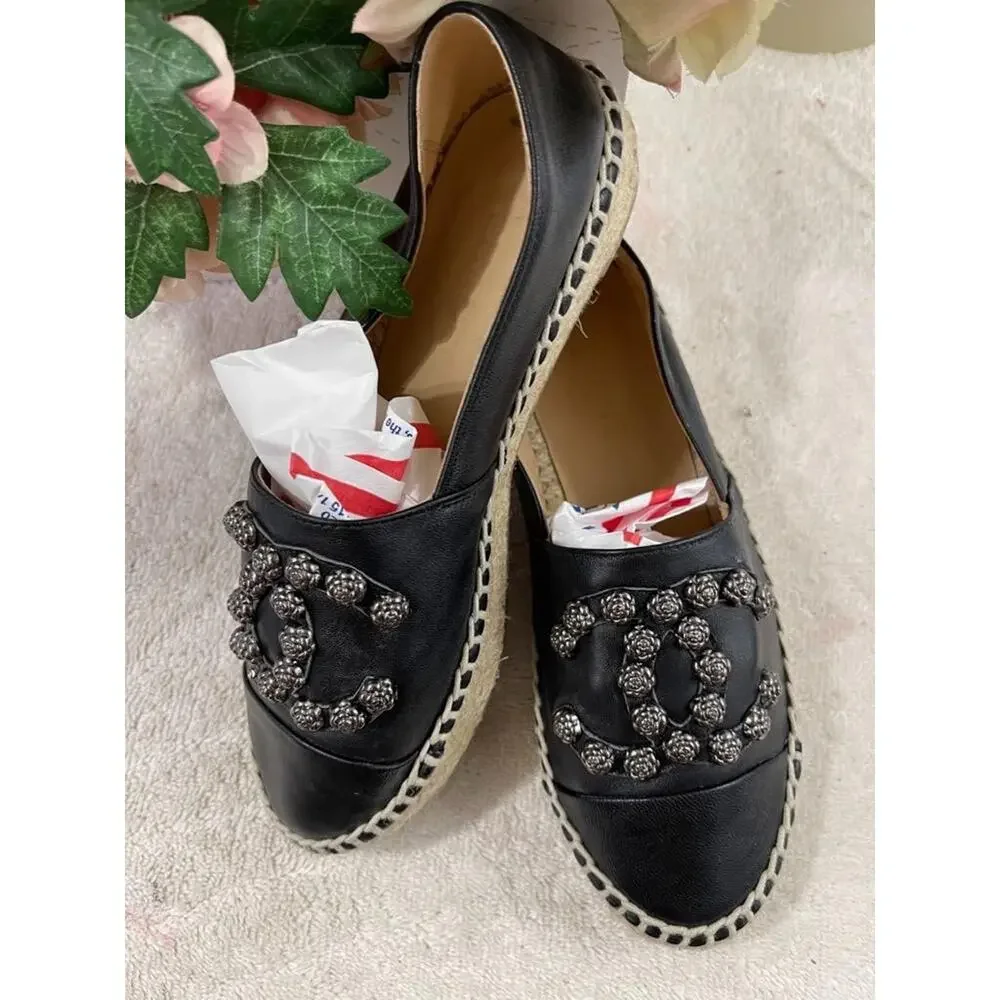 Chanel CC Camellia Studded Lambskin Leather Espadrilles size 35 US 5 (san100